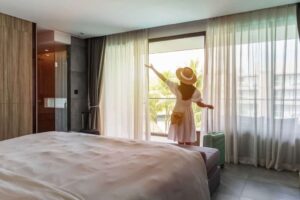 Yerli turistler 102,3 milyar lira seyahat harcaması yaptı 4 AdobeStock 609279080 min 1024x683 1