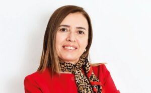 Sıfır atık sadece çevre değil gelecek meselesi 5 Prof. Dr. Esra Yu╠eksel Ac─▒