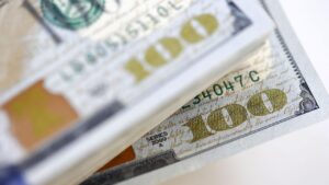 Emtia piyasalarında gündem jeopolitik riskler 5 dolar aa 1512582
