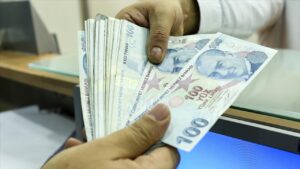 En düşük emekli maaşı Resmi Gazete'de: Gözler fark ödemelerinde 3 para aa 1805433
