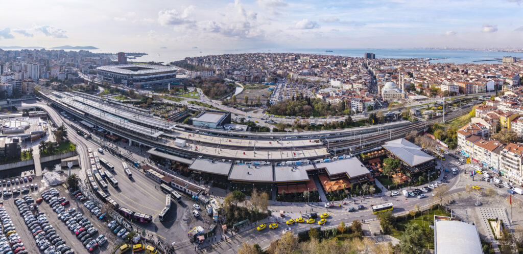 Akfen GYO’nun FAVÖK’ü ilk yarıda yüzde 14 arttı 3 1786434346 Terminal Kadikoy Tabanlioglu Architects AKFEN Photo Copyright Murat Germen 2025 05