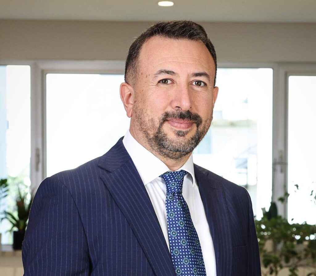 1787904012 Zafer Orhan scaled e1787994076324