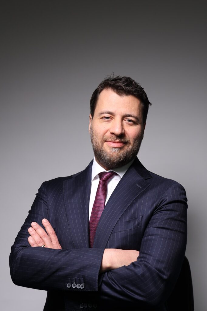 Tera Holding Yönetim Kurulu Başkanı Emre Tezmen SPK yatırım fonları düzenlemesini değerlendirdi |TÜRKİYE'DE İŞ DÜNYASI