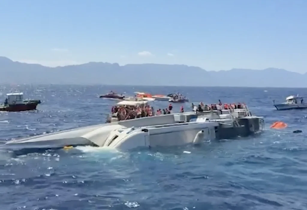 Girne açıklarında gemi faciası: 8 kişi hayatını kaybetti, 20 kişi kayıp 3 2026 08 30 girne gemi aa 1024x700 1