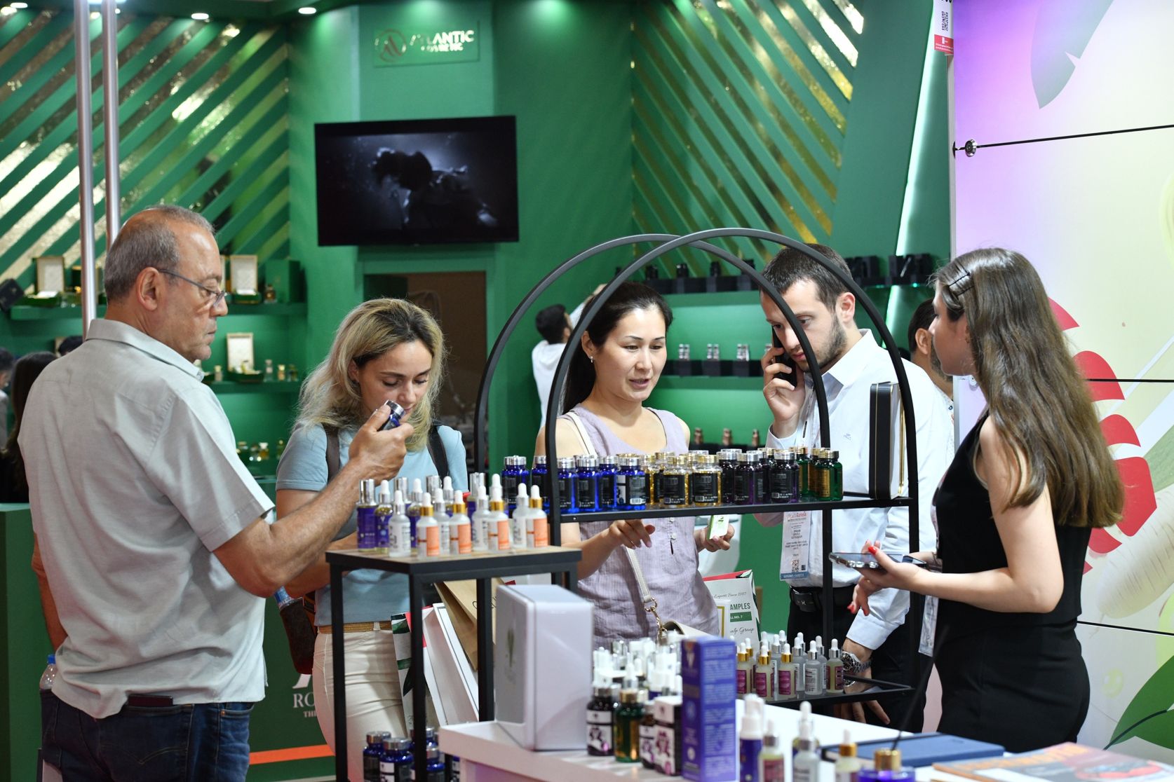 Güzellik sektörünün kalbi İstanbul’da atacak 3 BeautyEurasia Uluslararasi Kozmetik Guzellik Kuafor Ambalaj Hammadde Hijyen ve Private Label Fuar Gorseli 4.jpg 1