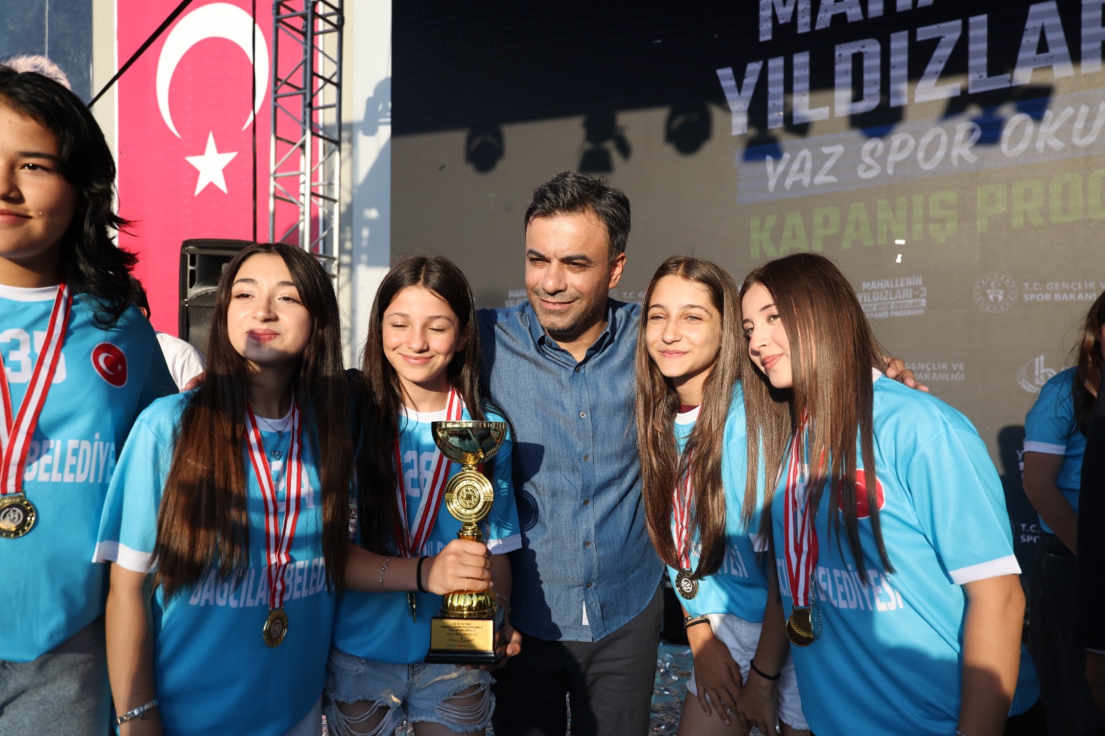 Mahallenin Yildizlari 3 ve Yaz Okuluna gorkemli kapanis 7