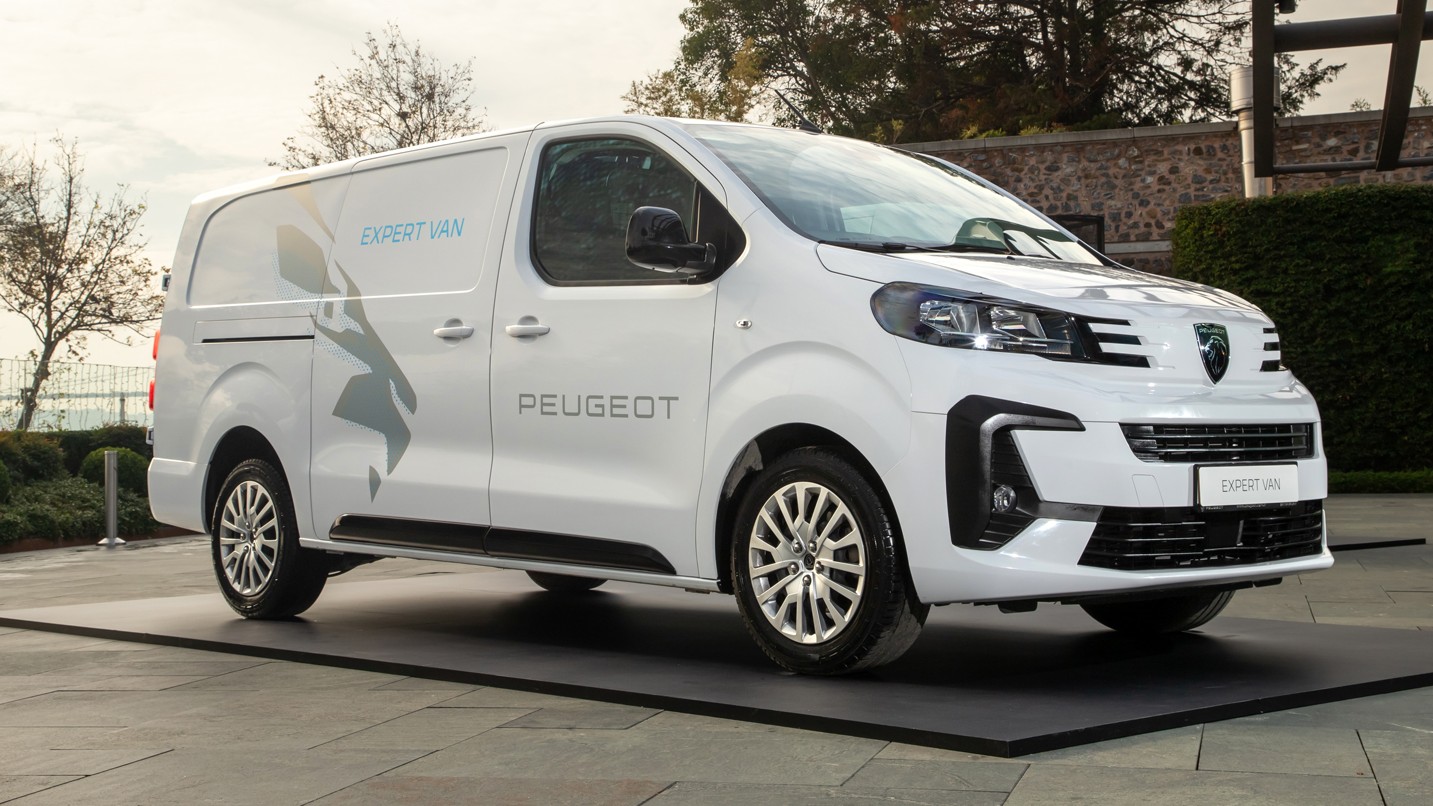 Peugeot ağustos ayına özel sıfır faizli finansman fırsatlarını duyurdu 7 PEUGEOT Expert Van