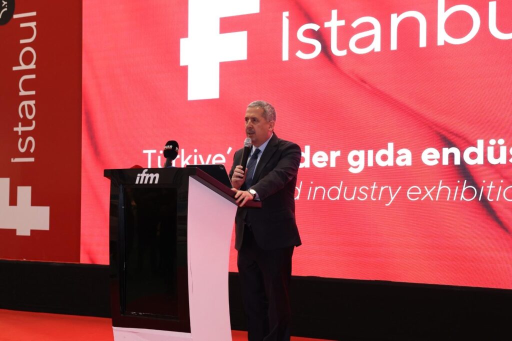 F İstanbul’da 100’den fazla ülkeden gıda profesyoneli buluştu 5 Ticaret bakan yardimcimiz Mahmut Gurcan 165824256