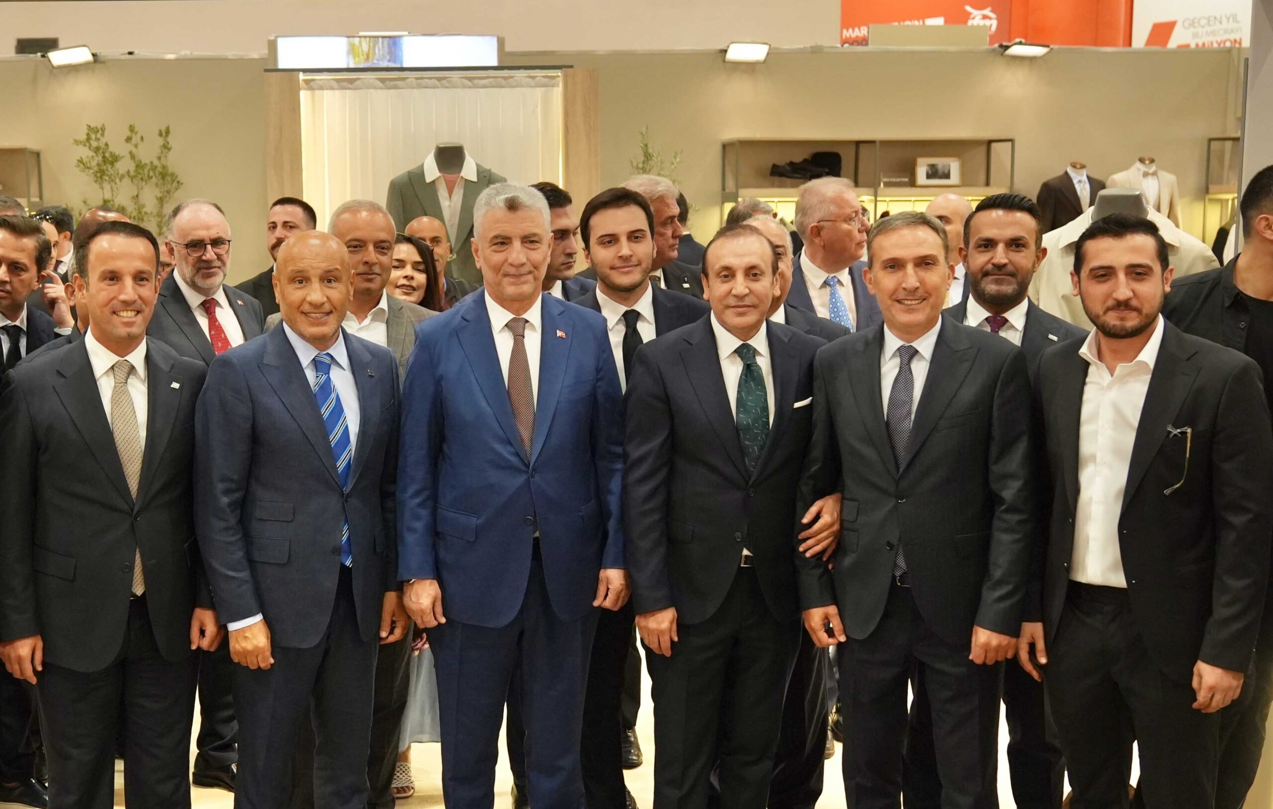 Avrupa’nın En Büyük Moda Fuarı IFCO Kapılarını Açtı 3 Toplu Fotograf 2 1 scaled