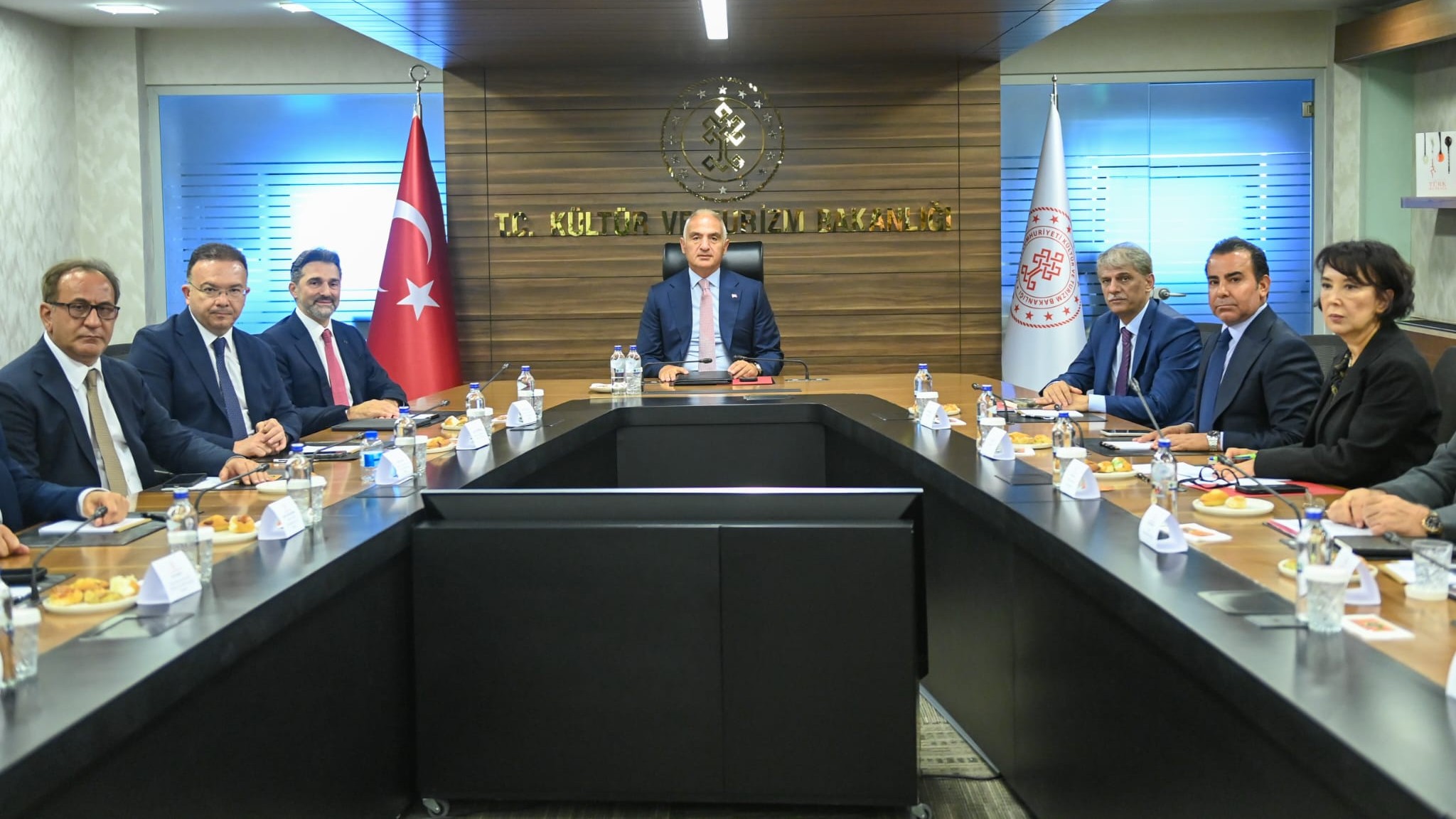 HİB yönetimi Ankara’ya çıkarma yaptı 4 Turizm Bakanligi