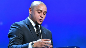 Fenerbahçe'nin eski yıldızı Roberto Carlos Müslüman oldu: 4 hafta önce Kelime-i Şehadet getirdi 3 dunyaca unlu futbolcu roberto carlos musluman oldu haberi ak partili vekil duyurdu 1810056 202608181805 20260818180502 1