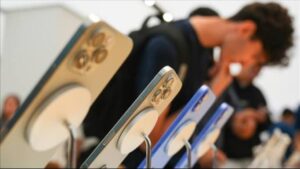 Dünya genelinde en çok satan akıllı telefonlar açıklandı: Apple ilk 3 sırayı kapatı 5 dunyanin en cok satan telefonu belli oldu zirvedeki isim degismedi 1811795 photogallery 20260826172312 7
