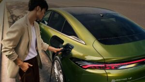 general motors tan audi a6 tarzi uygun fiyatli elektrikli sedan208979 1