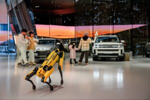 Hyundai otomobil bayilerinde robot satmaya hazırlanıyor 3 hyundai otomobil bayilerinde insansi robot satacak209839 1