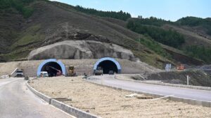 iki kent arasindaki mesafe 52 kilometre kisalacak dev tunelin insasi hiz kazandi 1808606 20260811192626