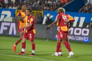 Osimhen şov yaptı: Galatasaray Erzurum deplasmanında 4 golle güldü 3 victor osimhen costu galatasaray farka kostu 1810782 202608212320 20260821232018 2
