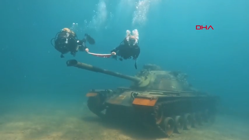 Saros Körfezi’nin su altındaki yeni gözdesi tank batığı oldu 4 videoframe 11081