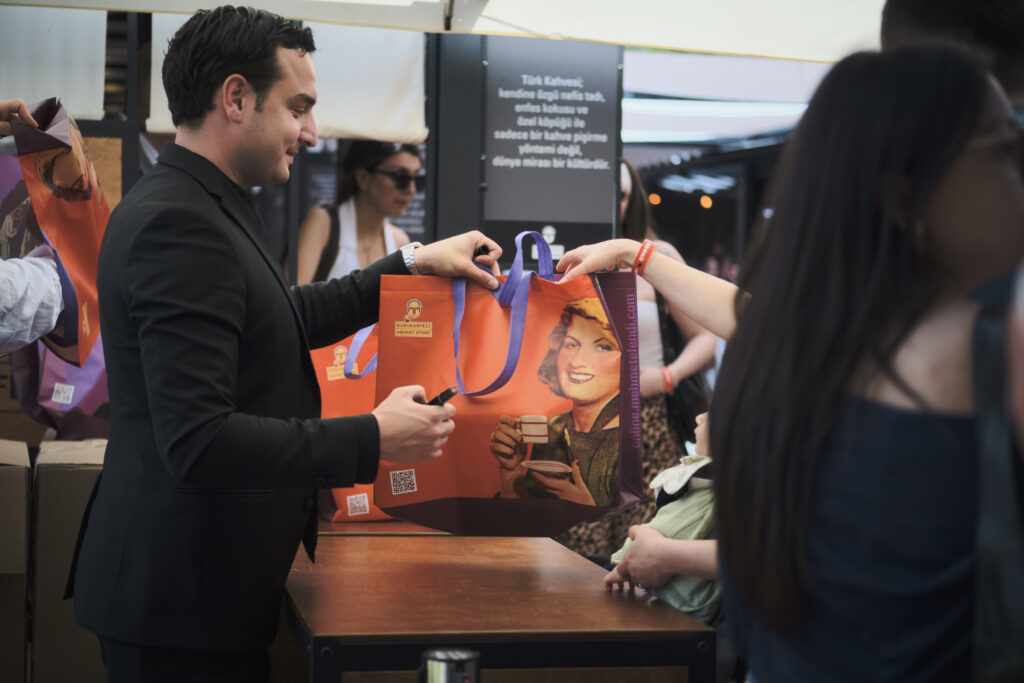 Kurukahveci Mehmet Efendi, 12. İstanbul Coffee Festivali’nde kahveseverlerle buluşuyor 4 1788938581 KMEM I stanbul Coffee Festival 2
