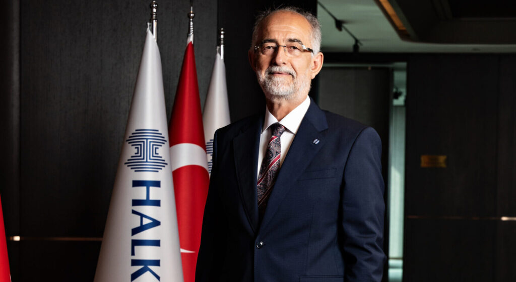 1790063700 Halkbank Genel M d r Recep S leyman zdil scaled e1790082279103