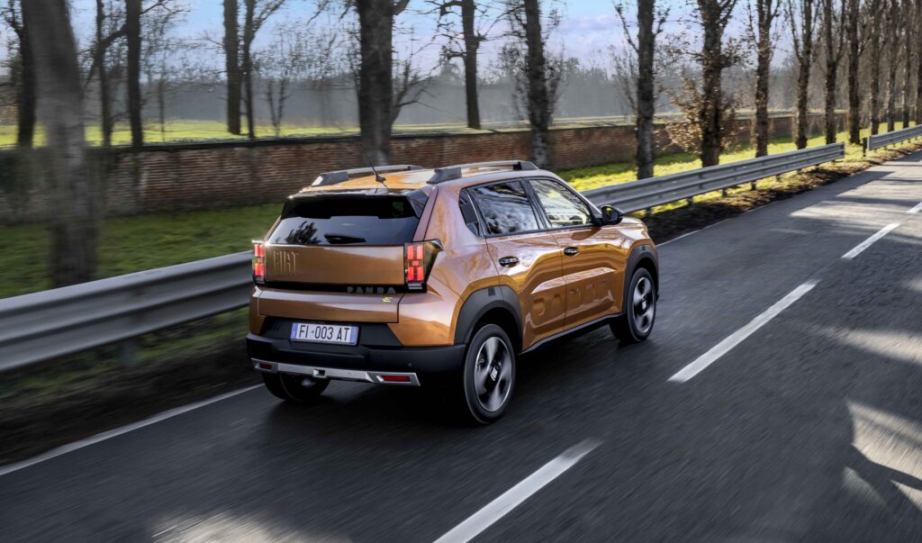 FIAT’tan eylüle özel elektrikli otomobil kampanyası 3 Fiat Grande Panda 3
