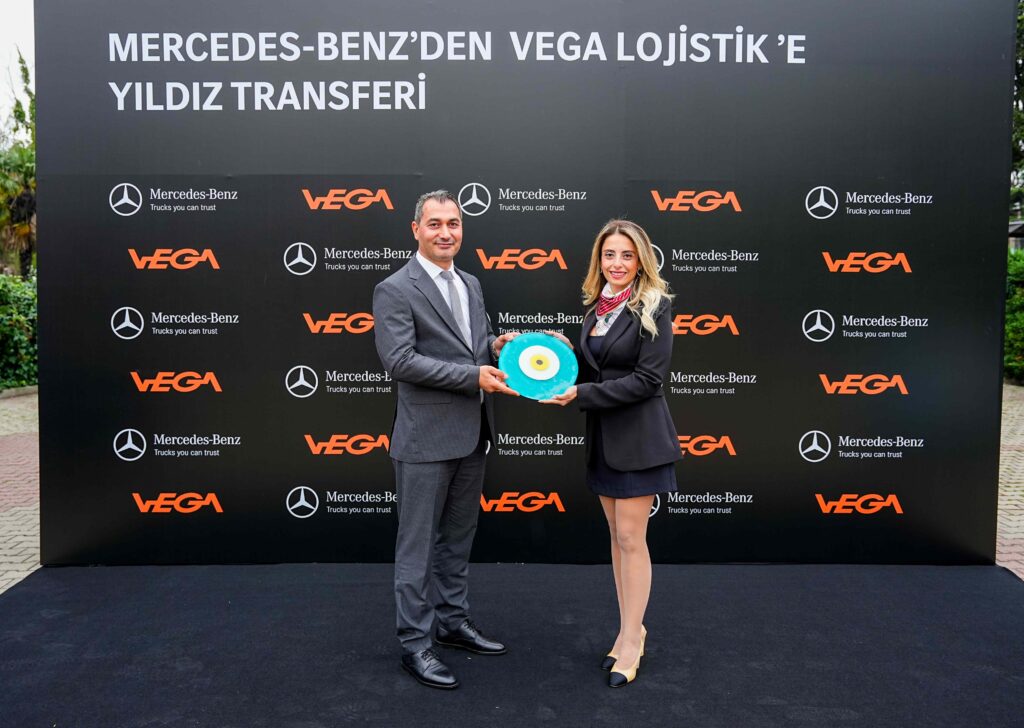 Mercedes-Benz Türk'ten Vega Lojistik'e elektrikli eActros 600 teslimatı 4 Mercedes Benz Turk Vega Lojistike Mercedes Benz eActros 600 Teslimati Gerceklestirdi 4