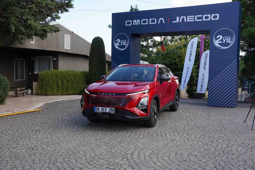 OMODA JAECOO Türkiye’deki 2. yılını 30 Ağustos Zafer Bayramı konvoyuyla kutladı 3 OMODA JAECOO Gorsel 2