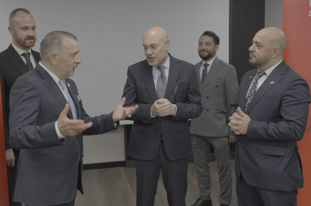 Turgut Torunogullari buyukelci Ahmet Cemil Miroglu dtik letonya temsilcisi Fuat Aydemir 123659804