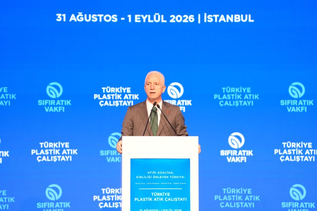 Plastik atıkta 2053 vizyonu için 15 başlıkta yol haritası 3 Türkiye Plastik Atık Çalıştayı’nda 15 tematik masanın sonuçları açıklandı. Plastik kirliliği, geri dönüşüm, yeşil finansman ve 2053 vizyonu ele alındı. |TÜRKİYE'DE İŞ DÜNYASI DERGİSİ