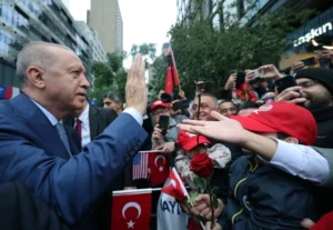 Erdoğan New York'ta diplomatik görüşmeler gerçekleştirdi: Vietnam ile stratejik ortaklık adımı 5 aa 42527110 pizt