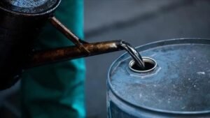 Petrol fiyatları 100 dolara dayandı: Akaryakıtta gözler pompaya çevrildi 3 akaryakit icin kotu haber petrol 100 dolara dayandi 1814718 202609090613 20260909061359 1
