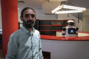 Bursa’da geliştirilen yapay zekalı robot "Adam" danışma görevine başladı 5 bc4a23e3ddbb2bdcd4ecc6bafa61c3e6