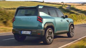 Dacia'dan Suzuki Jimny tarzı hamle: "Baby Duster" yolda 4 dacia dan suzuki jimny ye rakip mi geliyor baby duster plani209948 7