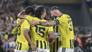 Fenerbahçe 18 yıl sonra Şampiyonlar Ligi devler sahnesinde: UEFA kadro teslimi için geri sayım 4 fenerbahcenin uefa sampiyonlar ligi isim listesi 2026 2027 3357182 202609022347 7