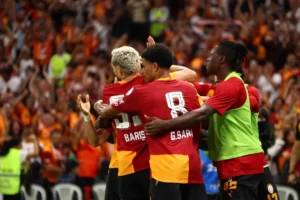 Galatasaray doğrudan Şampiyonlar Ligi sahnesinde: Devler Ligi kadrosu UEFA'ya teslim edildi 4 galatasaray uefa sampiyonlar ligi isim listesi 2026 2027 3357183 202609022351 6