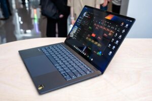 10 yıl güncelleme garantisiyle geliyor: Googlebook modelleri tanıtıldı 6 ilk googlebook laptoplar tanitildi 10 yil guncelleme alacaklar210729 4