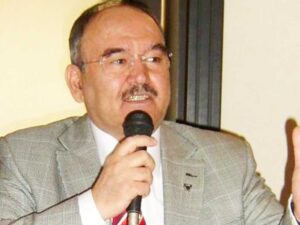 izmirin efsane baskani burhan ozfatura vefat etti 1817498 202609211418 20260921141803 2