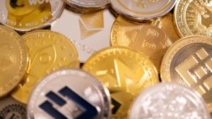 Bitcoin 84 bin doların üzerinde: Tarihi çeyrek kapanışına ilerliyor 5 kripto para reu 1757312