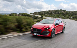 Renault yılın ilk 9 ayında otomobil pazarında liderliğini korudu 3 1790948342 Yeni Renault Clio