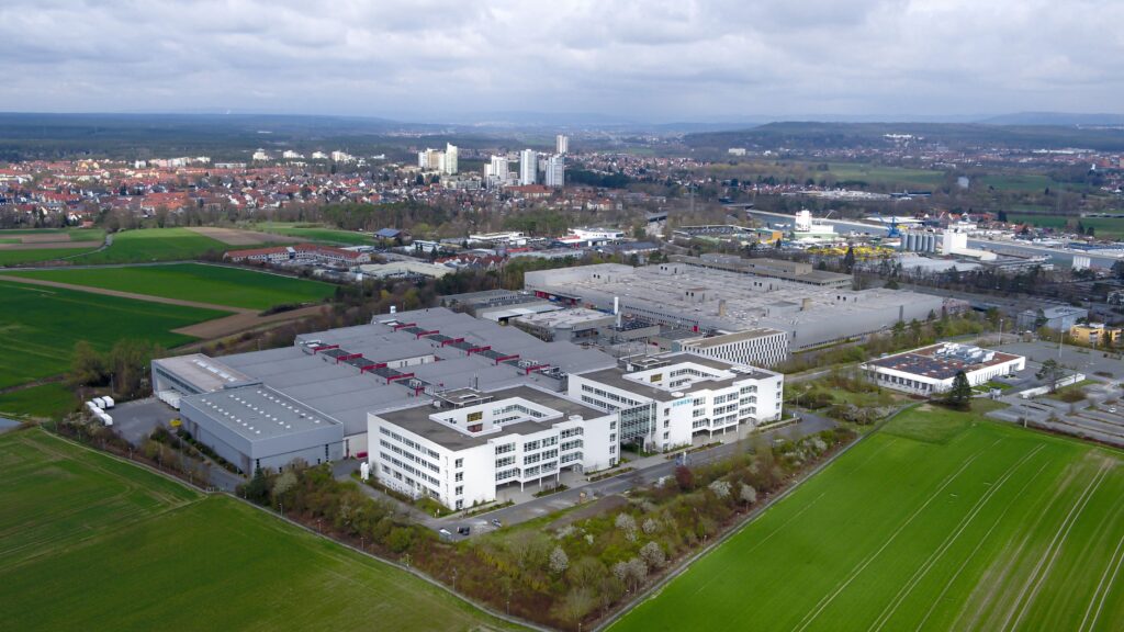 1792484408 Electronics Factory Erlangen 1