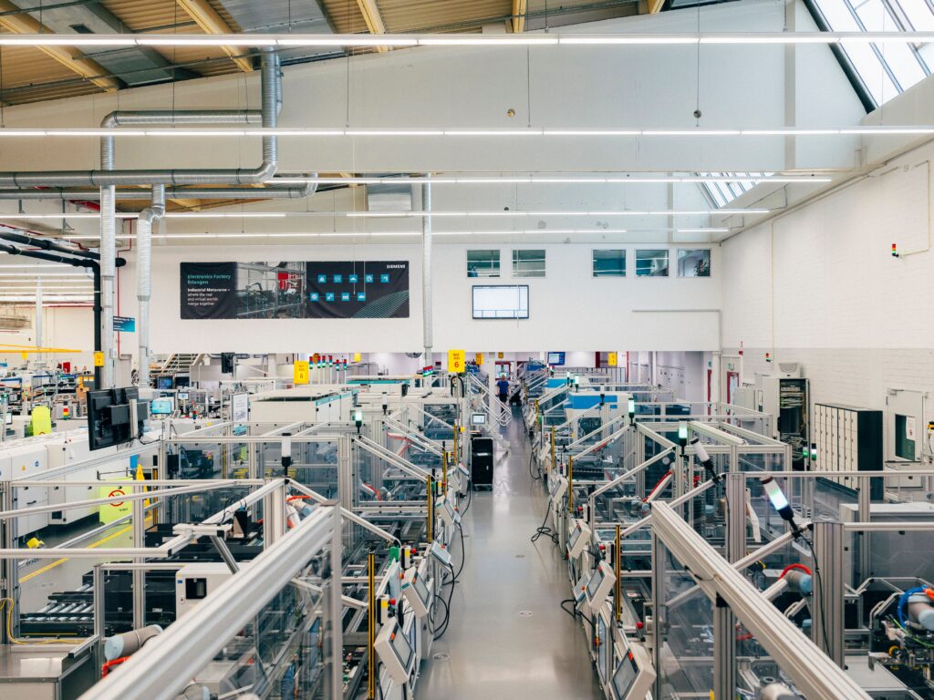1792484411 Electronics Factory Erlangen 12