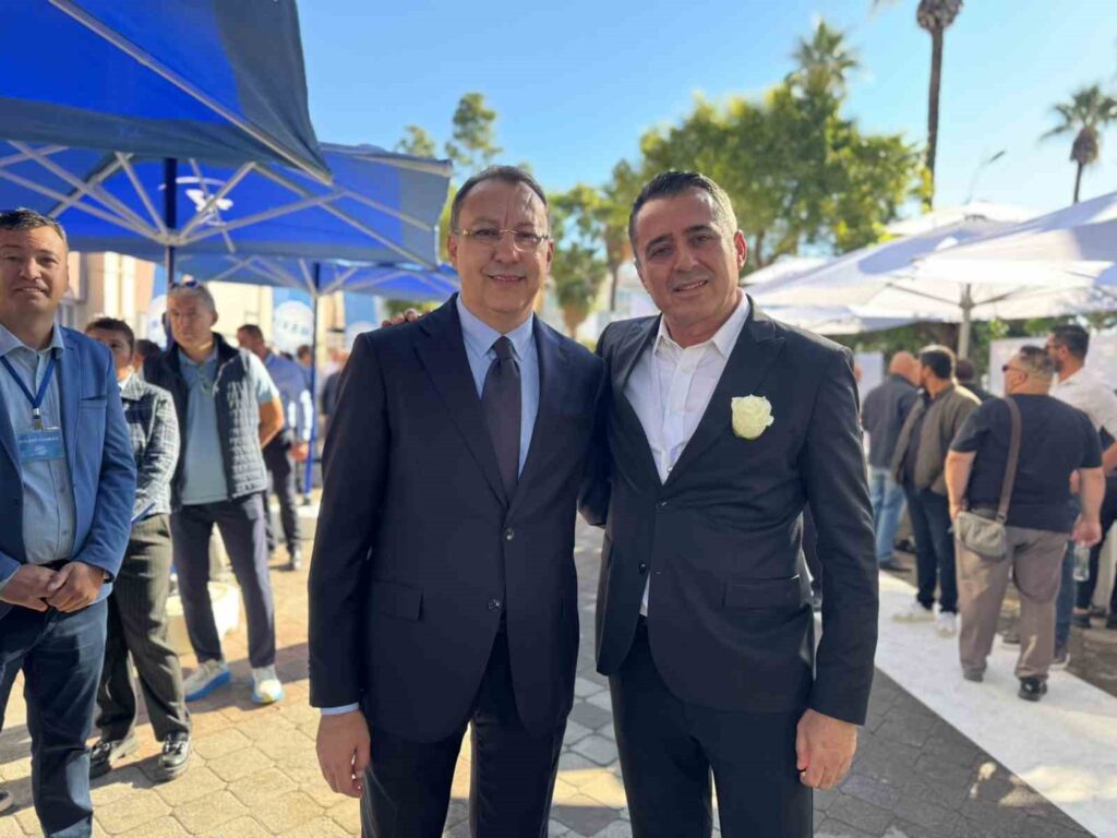 Marmaris Ticaret Odası’nda komite seçimleri tamamlandı 3 Marmaris Ticaret Odası’nda meslek komitesi ve meclis üyelerini belirlemek amacıyla gerçekleştirilen seçim süreci tamamlandı.