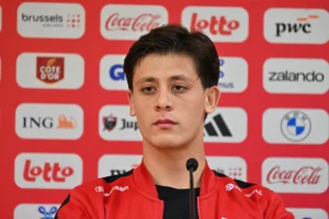 Montella’dan milli takıma yönelik tepkilere sert yanıt: Eleştirilecek biri varsa benim 5 449eab0349c4296e49698c6274be9f80