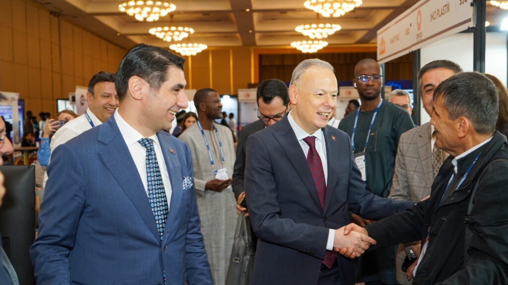 Türkiye-Afrika ticaretinde hedef 100 milyar dolar 4 Türkiye'de İş Dünyası Dergisi-afrika-politakası