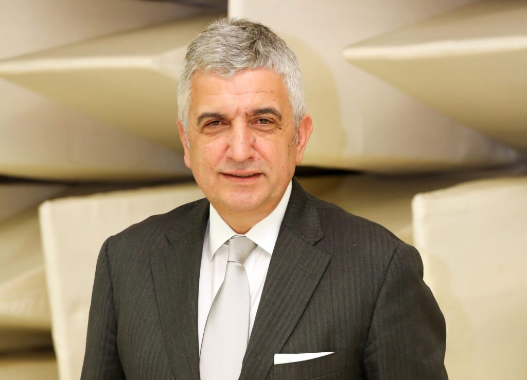 Tofaş, Bursa Fabrikası’nda 7,5 milyonuncu aracını üretti. Fiat Ulysse yeni kilometre taşı olurken Kuzey Amerika’ya ihracatın 2027’de yeniden başlaması hedefleniyor.