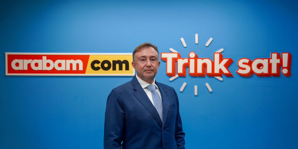 Fon piyasasındaki gelişmeler ikinci el otomotiv pazarına yansıdı 4 arabam.com verilerine göre eylülde ikinci el araç ilan fiyatları nominal olarak yükselirken reel fiyatlar yüzde 1 geriledi. Fon piyasasındaki gelişmeler satış ve alım kararlarına yansıdı.