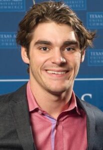 Breaking Bad oyuncusu RJ Mitte 34 yaşında hayatını kaybetti 3 breaking bad hayranlarini yikan haber rj mitte hayatini kaybetti olum sebebi soke ett 1822305 202610130045 20261013004513 4