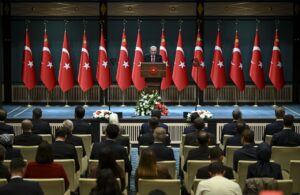 Kabine sonrası Cumhurbaşkanı Erdoğan'dan fon açıklaması: Bedelini mutlaka ödeyecekler 4 cumhurbaskani erdogandan fon sorusturmasinda net mesaj bedelini mutlaka odeyecekler 1822261 202610121902 20261012190239 3