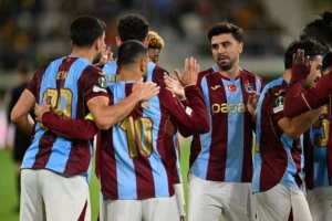 Muhammed Salah'tan Avrupa'da siftah: Trabzonspor formasıyla ilk golünü attı 5 e22770a6b25dcd432beb5018dad445ef