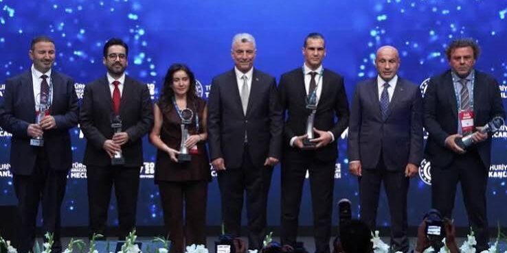 Bakan Bolat: Yıllıklandırılmış ihracat 283,7 milyar dolara ulaştı, yıl sonu hedefini aştık 3 images 34 e1792154137896